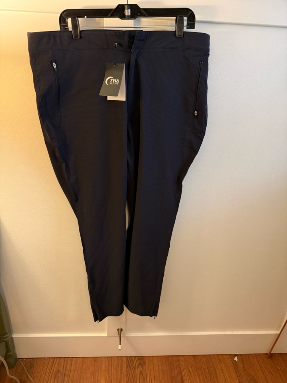 ZYIA Men's Navy Performance Stretch Chinos